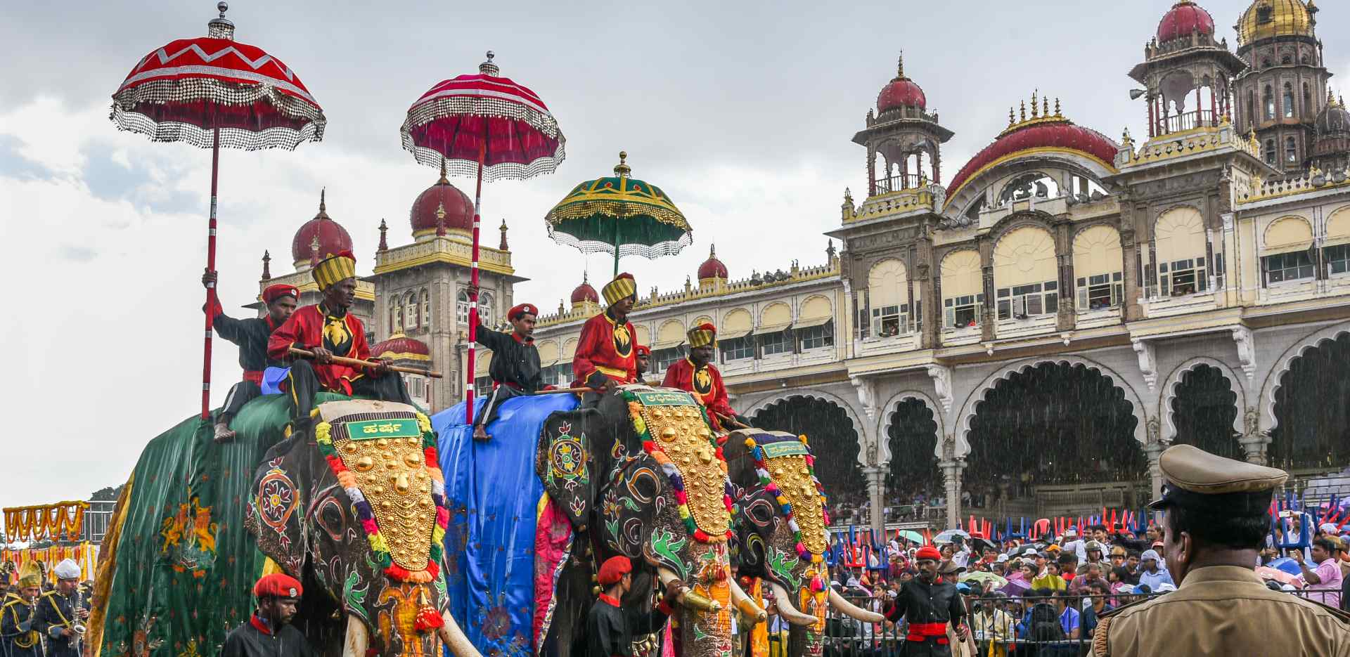 10 Indian Cities Known for Their Grand Dussehra Celebrations!