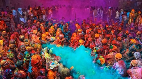 Drench or be drenched: A Guide to Holi Celebrations in Mathura and Vrindavan!